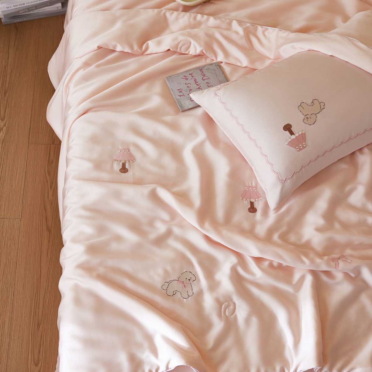 91家纺网 家纺一手货源 找家纺 安莱生活 2026新款50天丝大豆棉夏被空调被夏凉被萌宠甜夏系列 甜粉小卧