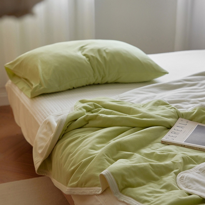 91家纺网 家纺一手货源 找家纺 安莱生活 2026新款全棉云感针织棉双拼夏被空调被夏凉被 白茶双拼