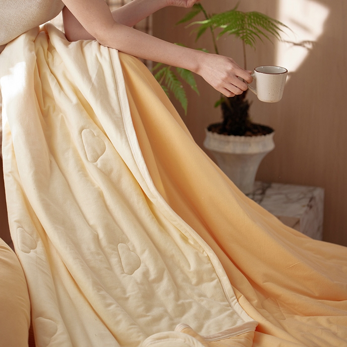 91家纺网 家纺一手货源 找家纺 安莱生活 2026新款全棉云感针织棉双拼夏被空调被夏凉被 奶油橘双拼