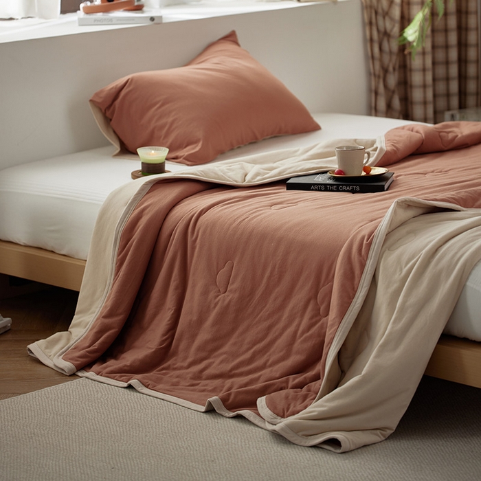 91家纺网 家纺一手货源 找家纺 安莱生活 2026新款全棉云感针织棉双拼夏被空调被夏凉被 慕斯双拼