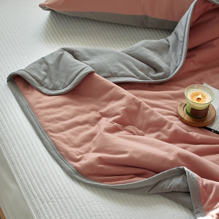 91家纺网 家纺一手货源 找家纺 安莱生活 2026新款全棉云感针织棉双拼夏被空调被夏凉被 黛莎双拼