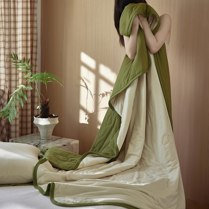 91家纺网 家纺一手货源 找家纺 安莱生活 2026新款全棉云感针织棉双拼夏被空调被夏凉被 桉树绿双拼