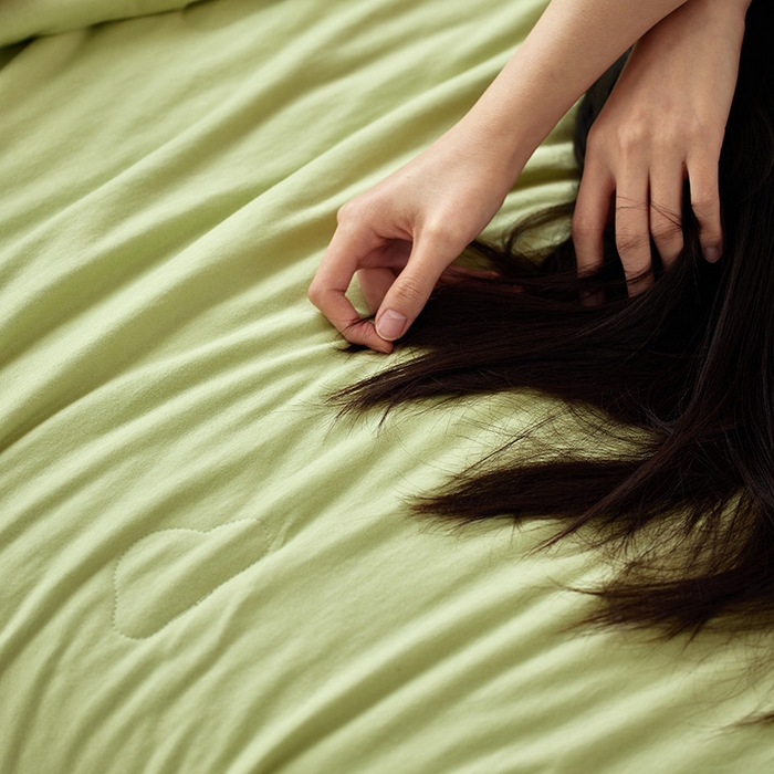 91家纺网 家纺一手货源 找家纺 安莱生活 2026新款全棉云感针织棉双拼夏被空调被夏凉被 翠暖双拼