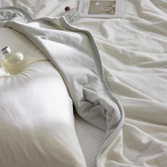 91家纺网 家纺一手货源 找家纺 安莱生活 2026新款全棉云感针织棉双拼夏被空调被夏凉被 清欢白双拼