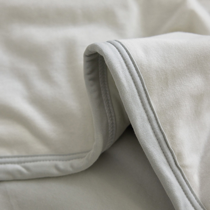 91家纺网 家纺一手货源 找家纺 安莱生活 2026新款全棉云感针织棉双拼夏被空调被夏凉被 清欢白双拼