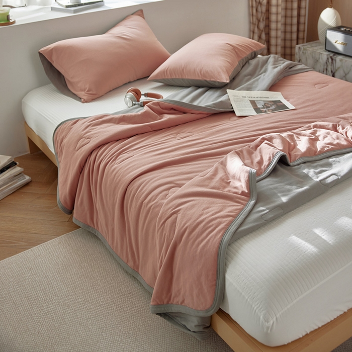 91家纺网 家纺一手货源 找家纺 安莱生活 2026新款全棉云感针织棉双拼夏被空调被夏凉被 黛莎双拼