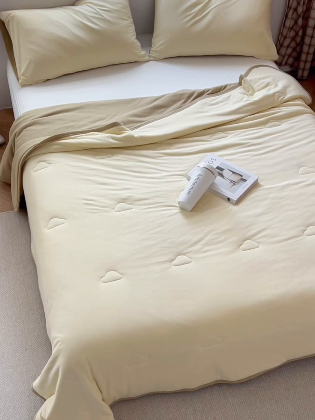 91家纺网 家纺一手货源 找家纺 安莱生活 2026新款全棉云感针织棉双拼夏被空调被夏凉被 陌上春双拼