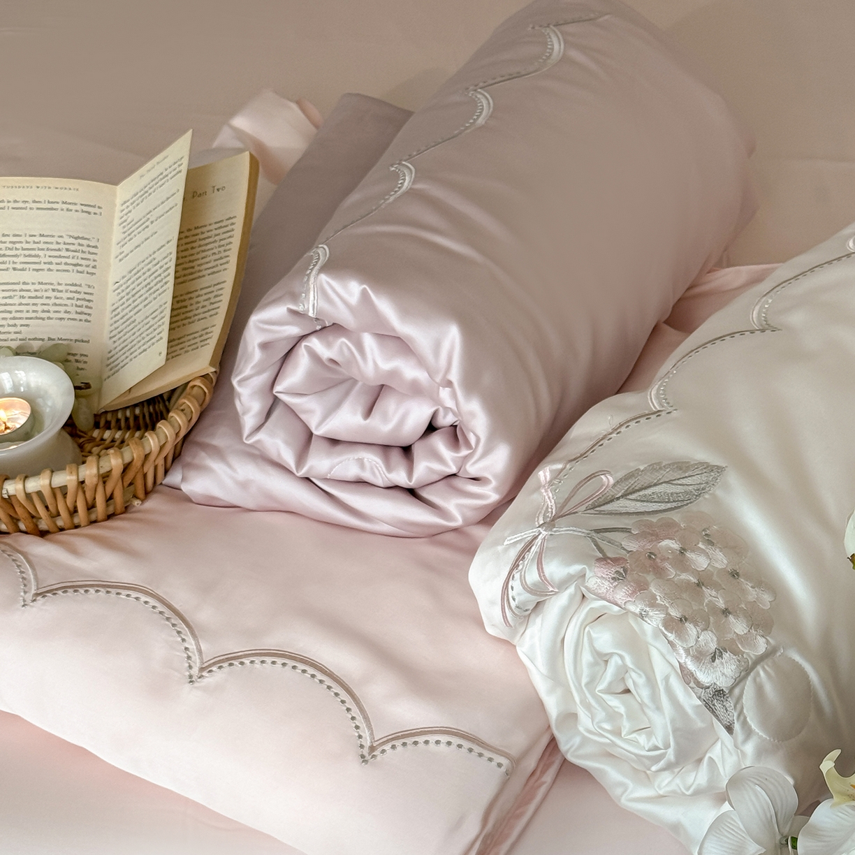 91家纺网 家纺一手货源 找家纺 极简 2026新款天丝刺绣夏被四件套-柔花束影 组合