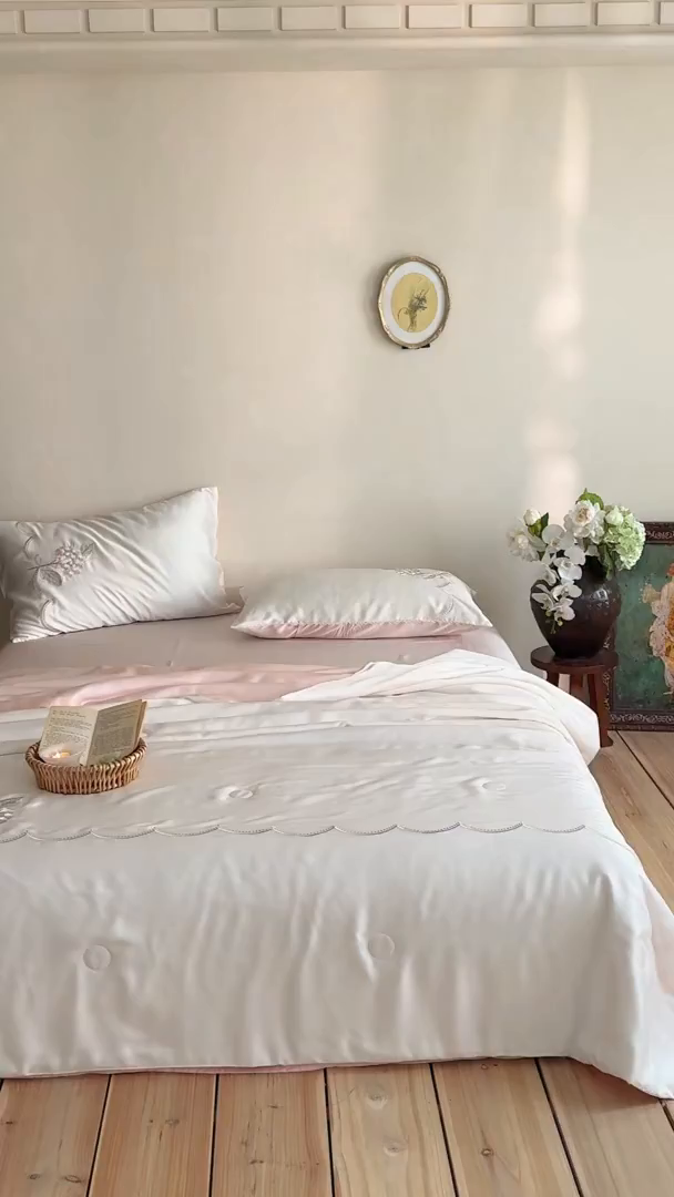 91家纺网 家纺一手货源 找家纺 （总）极简 2026新款天丝刺绣夏被四件套-柔花束影