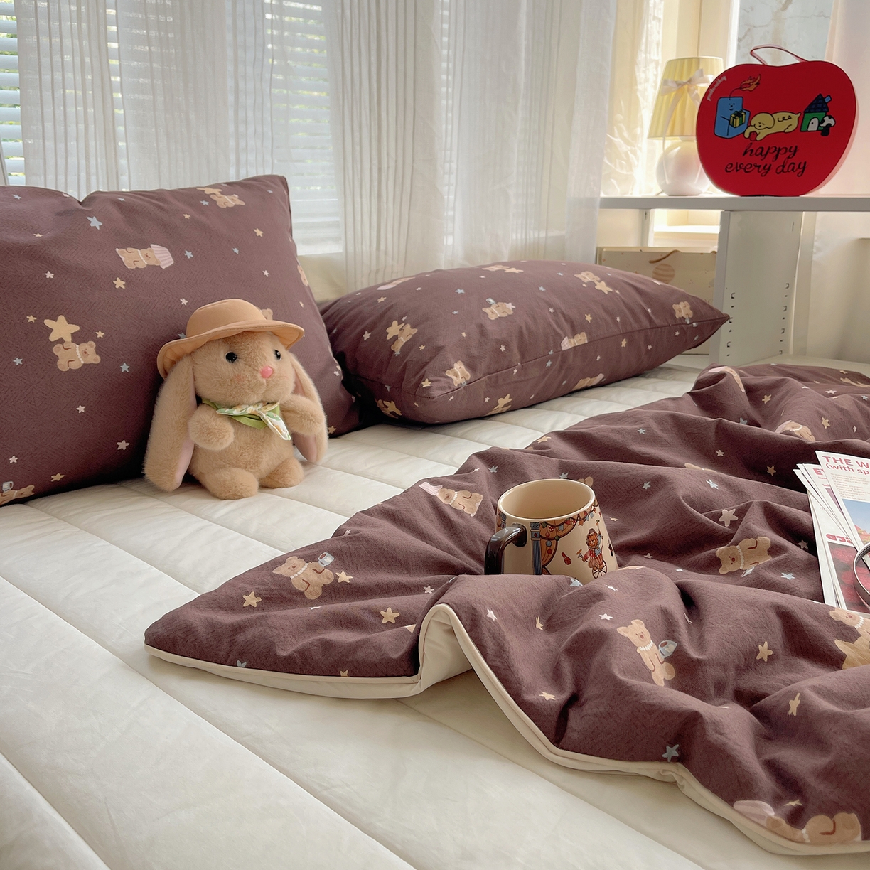 91家纺网 家纺一手货源 找家纺 桃子家居 2026新款A类原生态纯棉棉麻凉感小冰皮嵌绳工艺棉麻夏被夏凉被空调被 棉麻冰皮-焦糖小星熊