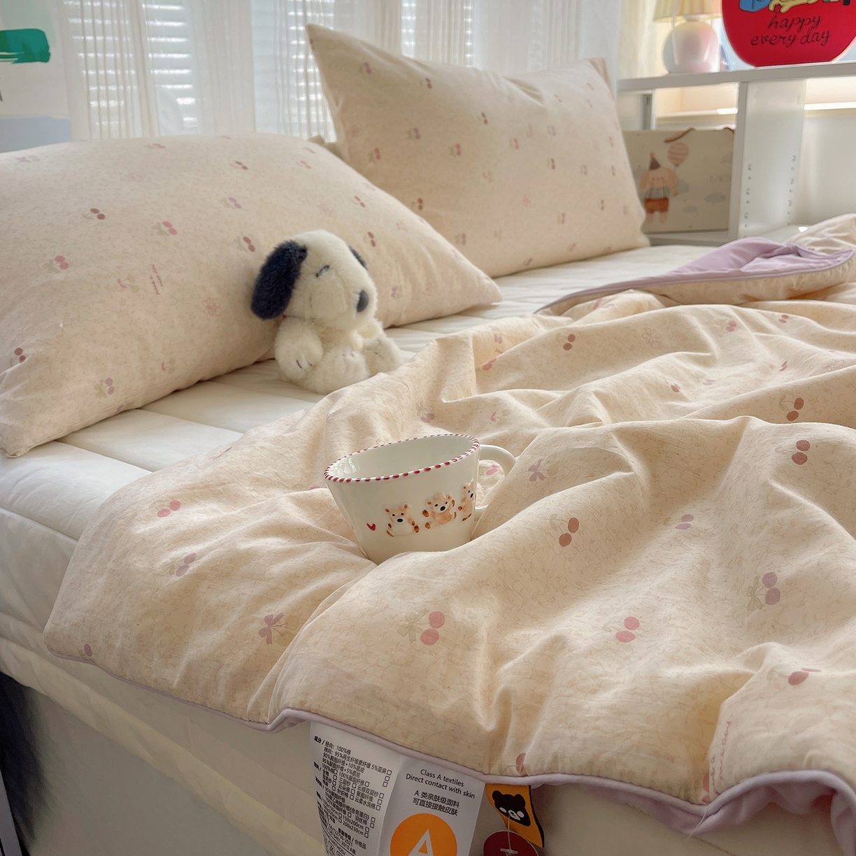 91家纺网 家纺一手货源 找家纺 桃子家居 2026新款A类原生态纯棉棉麻凉感小冰皮嵌绳工艺棉麻夏被夏凉被空调被 棉麻冰皮-奶芙樱桃