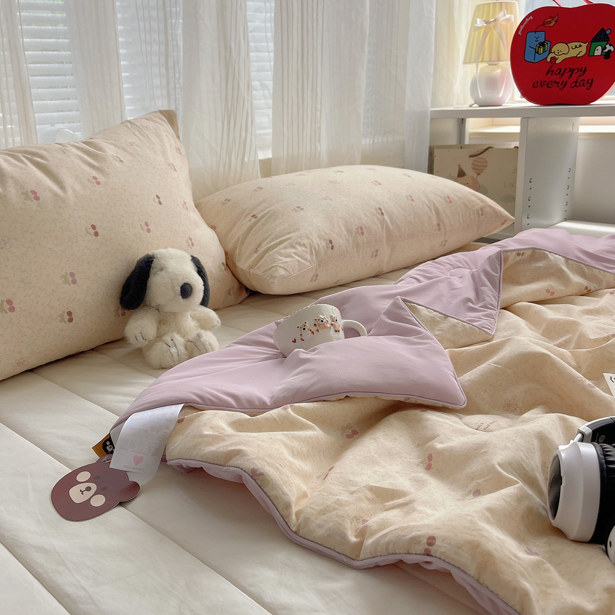 91家纺网 家纺一手货源 找家纺 桃子家居 2026新款A类原生态纯棉棉麻凉感小冰皮嵌绳工艺棉麻夏被夏凉被空调被 棉麻冰皮-奶芙樱桃