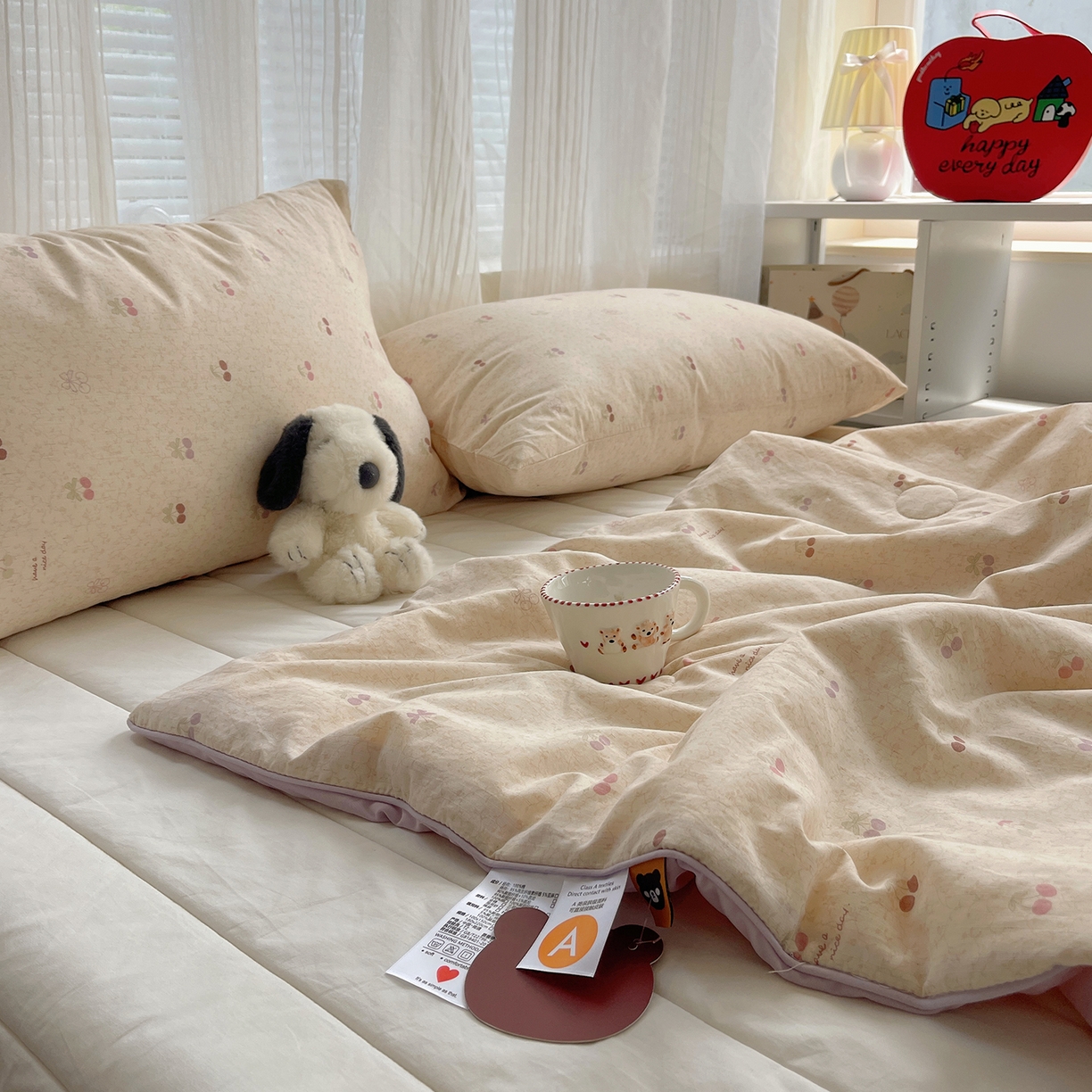 91家纺网 家纺一手货源 找家纺 桃子家居 2026新款A类原生态纯棉棉麻凉感小冰皮嵌绳工艺棉麻夏被夏凉被空调被 棉麻冰皮-奶芙樱桃