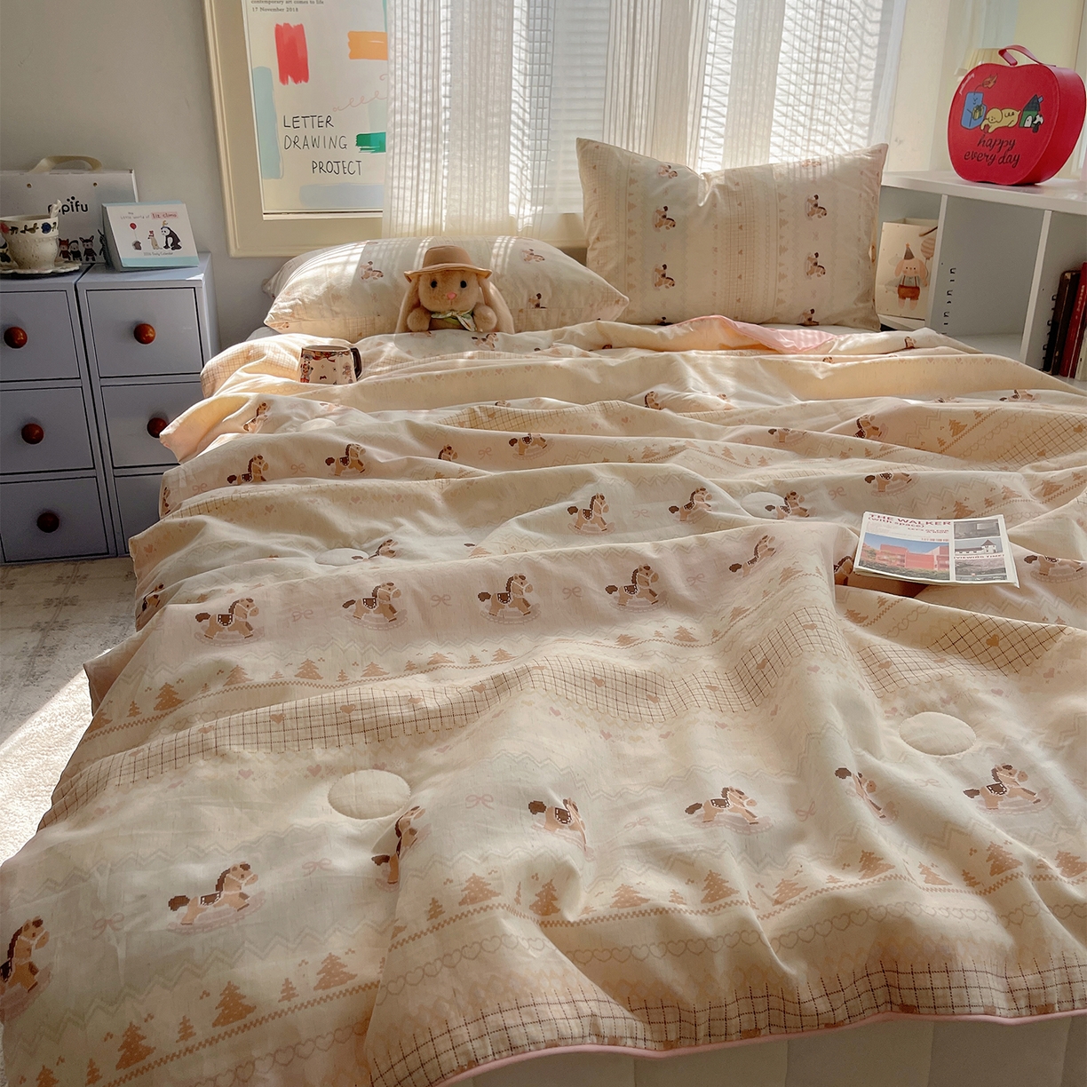 91家纺网 家纺一手货源 找家纺 桃子家居 2026新款A类原生态纯棉棉麻凉感小冰皮嵌绳工艺棉麻夏被夏凉被空调被 棉麻冰皮-夏日宝莉