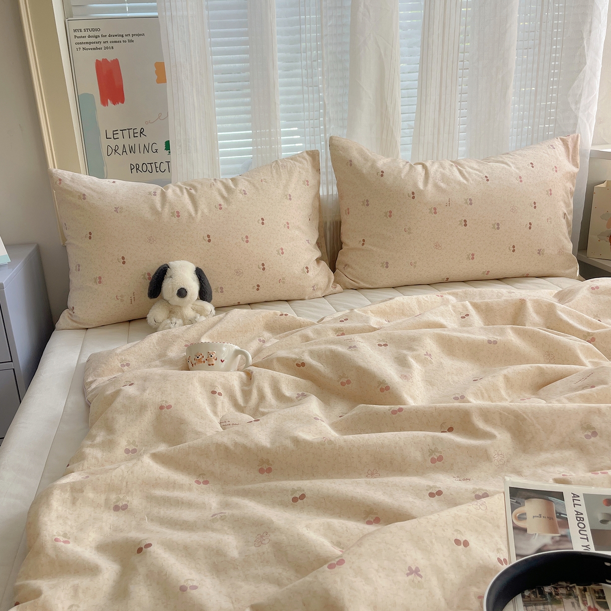 91家纺网 家纺一手货源 找家纺 桃子家居 2026新款A类原生态纯棉棉麻凉感小冰皮嵌绳工艺棉麻夏被夏凉被空调被 棉麻冰皮-奶芙樱桃