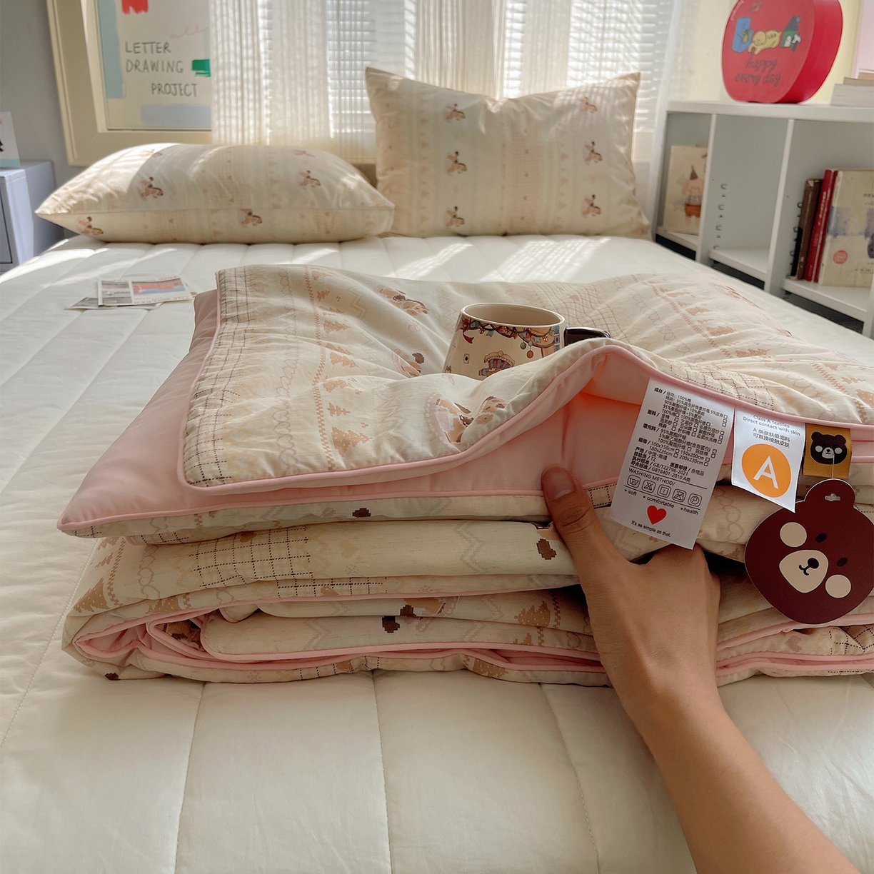 91家纺网 家纺一手货源 找家纺 桃子家居 2026新款A类原生态纯棉棉麻凉感小冰皮嵌绳工艺棉麻夏被夏凉被空调被 棉麻冰皮-夏日宝莉