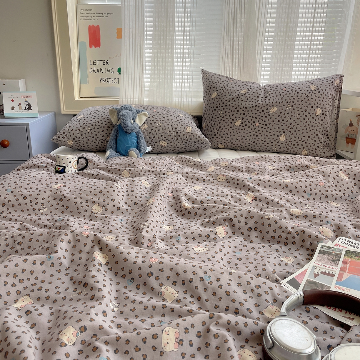 91家纺网 家纺一手货源 找家纺 桃子家居 2026新款A类原生态纯棉棉麻凉感小冰皮嵌绳工艺棉麻夏被夏凉被空调被 棉麻冰皮-雾紫小猫