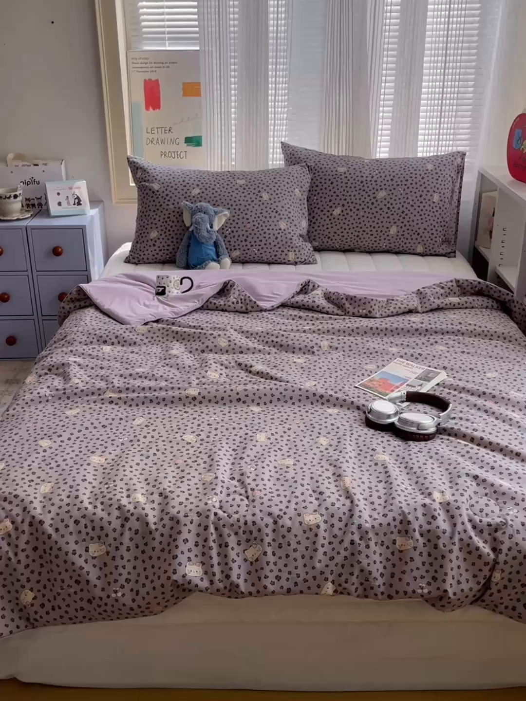 91家纺网 家纺一手货源 找家纺 桃子家居 2026新款A类原生态纯棉棉麻凉感小冰皮嵌绳工艺棉麻夏被夏凉被空调被 棉麻冰皮-雾紫小猫