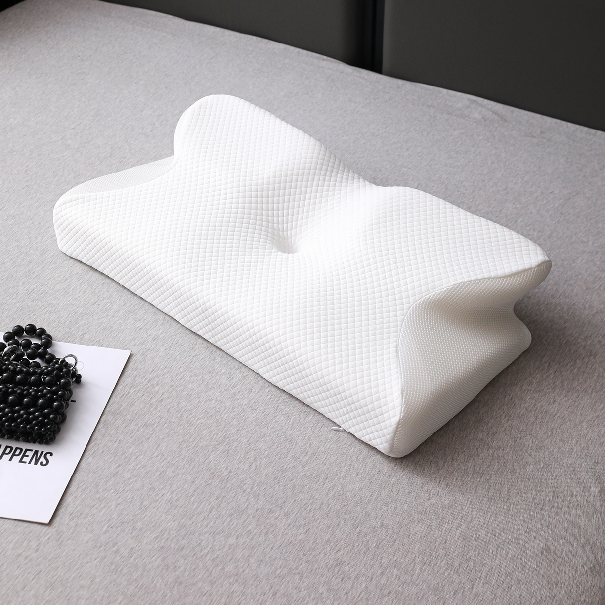 91家纺网 家纺一手货源 找家纺 （总）圣靓家纺 2026新款跨境外贸飞机枕小牛角枕蝶形记忆枕记忆棉枕头枕芯颈椎枕蝴蝶护颈枕