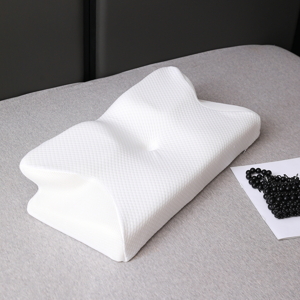 91家纺网 家纺一手货源 找家纺 （总）圣靓家纺 2026新款跨境外贸飞机枕小牛角枕蝶形记忆枕记忆棉枕头枕芯颈椎枕蝴蝶护颈枕