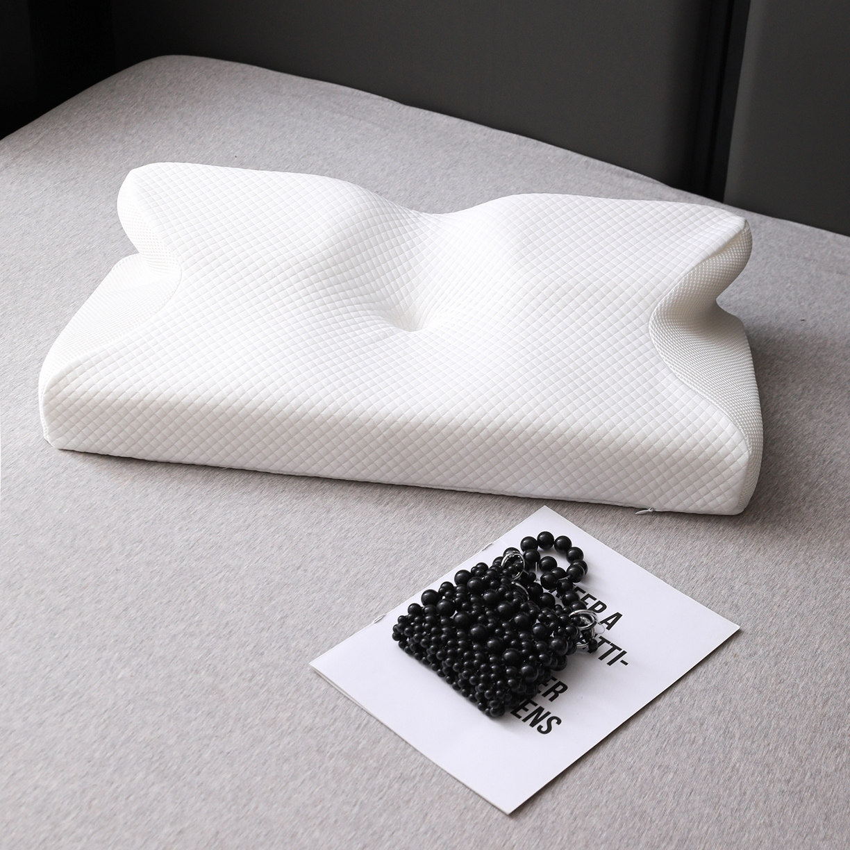 91家纺网 家纺一手货源 找家纺 （总）圣靓家纺 2026新款跨境外贸飞机枕小牛角枕蝶形记忆枕记忆棉枕头枕芯颈椎枕蝴蝶护颈枕