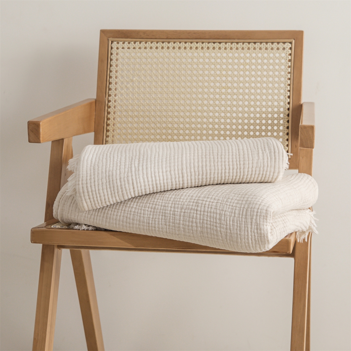 91家纺网 家纺一手货源 找家纺 麦肯锡 2026新款午休亚麻毯毛毯盖毯多功能毯 产品图