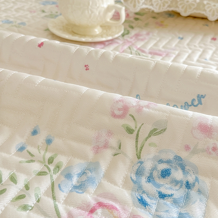 91家纺网 家纺一手货源 找家纺 网红馆（ck家纺） 2026新款夹棉印花冰丝凉席凉席席子三件套 浅夏