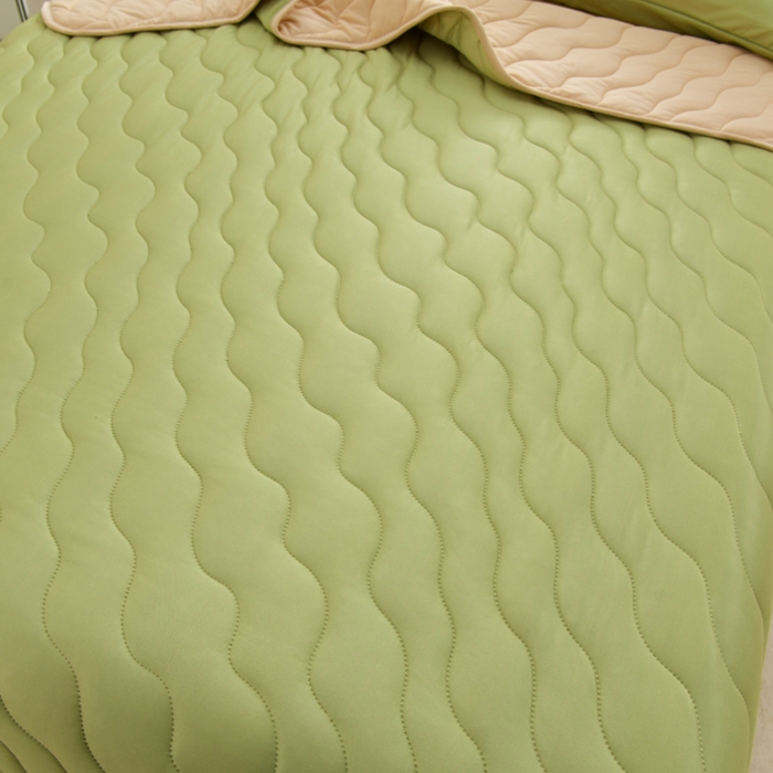 91家纺网 家纺一手货源 找家纺 圣靓家纺 2026新款恬梦针织棉夏被夏凉被空调被 卡其绿