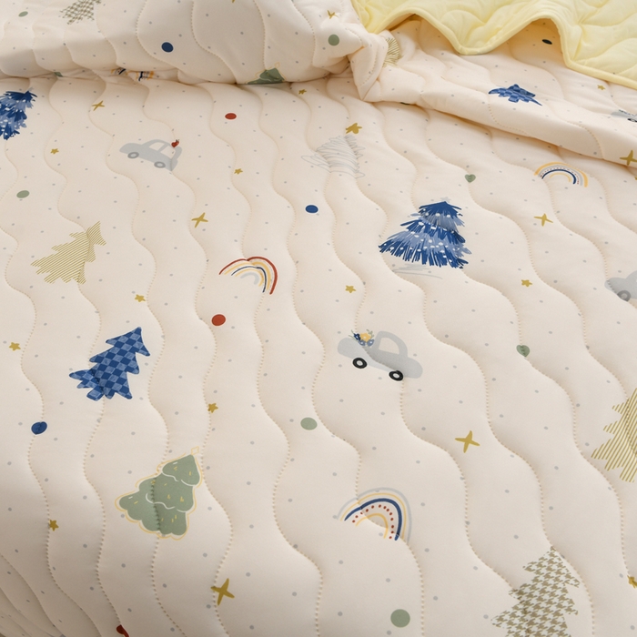 91家纺网 家纺一手货源 找家纺 圣靓家纺 2026新款恬梦针织棉夏被夏凉被空调被 彩虹森林