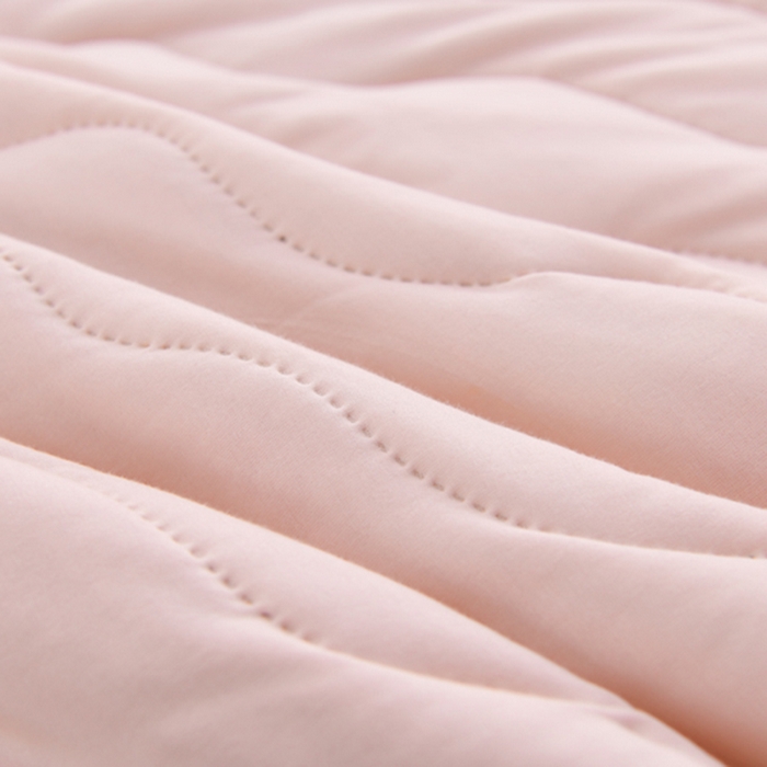 91家纺网 家纺一手货源 找家纺 圣靓家纺 2026新款恬梦针织棉夏被夏凉被空调被 卡其粉