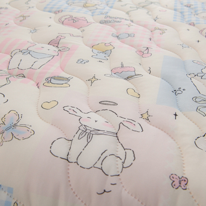 91家纺网 家纺一手货源 找家纺 圣靓家纺 2026新款恬梦针织棉夏被夏凉被空调被 开心小羊