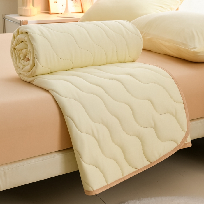 91家纺网 家纺一手货源 找家纺 圣靓家纺 2026新款恬梦针织棉夏被夏凉被空调被 卡其黄