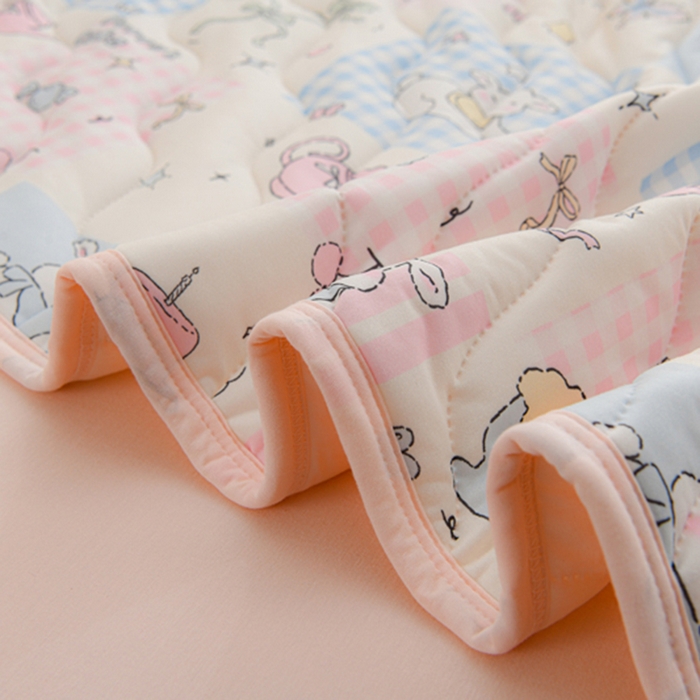 91家纺网 家纺一手货源 找家纺 圣靓家纺 2026新款恬梦针织棉夏被夏凉被空调被 开心小羊