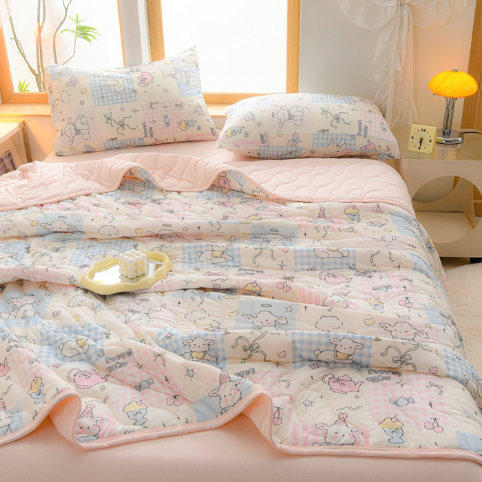 91家纺网 家纺一手货源 找家纺 圣靓家纺 2026新款恬梦针织棉夏被夏凉被空调被 开心小羊