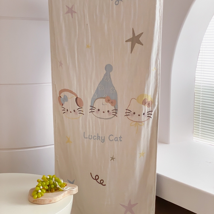 91家纺网 家纺一手货源 找家纺 麻依 2026新款四层纱布浴巾全棉 啵啵小猫 80*160