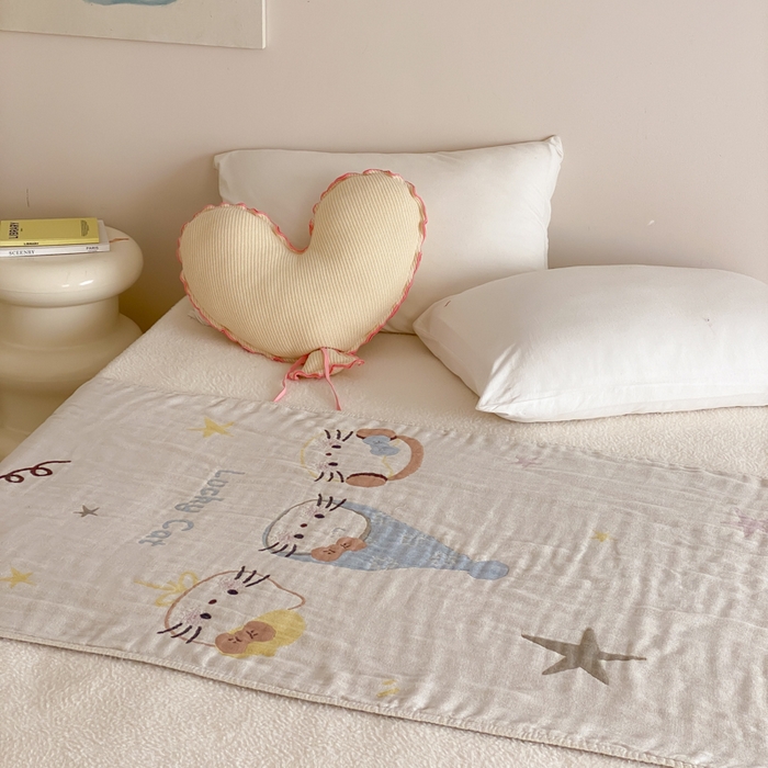 91家纺网 家纺一手货源 找家纺 麻依 2026新款四层纱布浴巾全棉 啵啵小猫 80*160