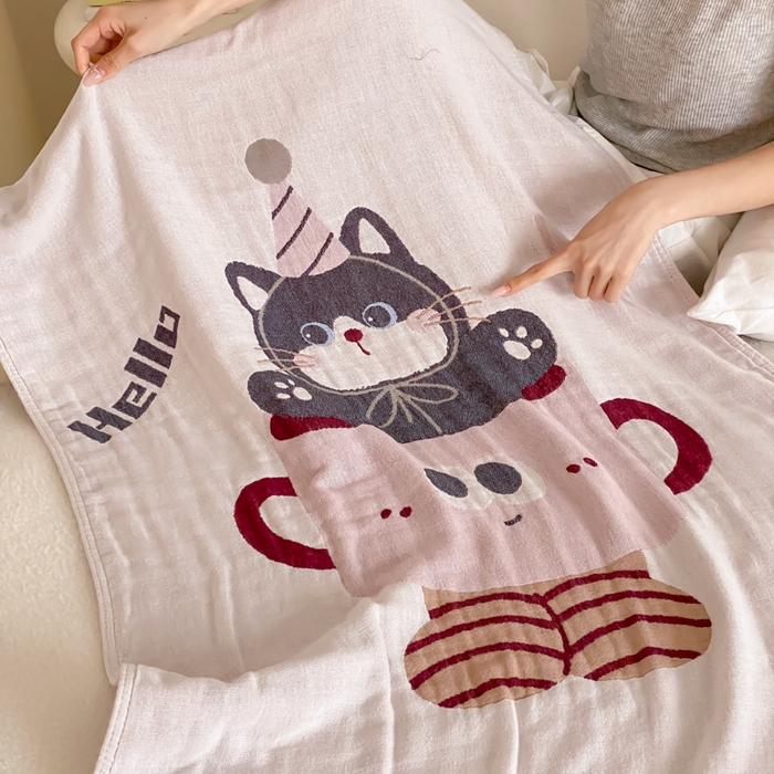 91家纺网 家纺一手货源 找家纺 麻依 2026新款四层纱布浴巾全棉 茶杯猫咪 80*160