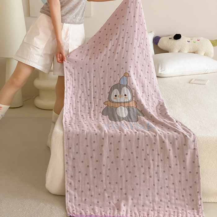 91家纺网 家纺一手货源 找家纺 麻依 2026新款四层纱布浴巾全棉 豆豆企鹅 80*160