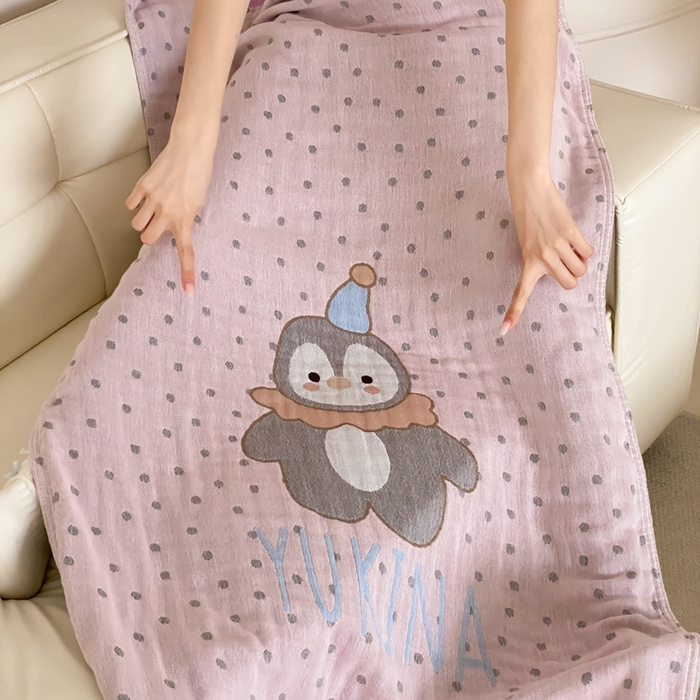 91家纺网 家纺一手货源 找家纺 麻依 2026新款四层纱布浴巾全棉 豆豆企鹅 80*160