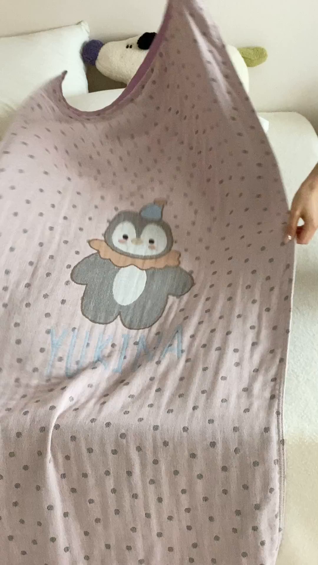 91家纺网 家纺一手货源 找家纺 麻依 2026新款四层纱布浴巾全棉 豆豆企鹅 80*160