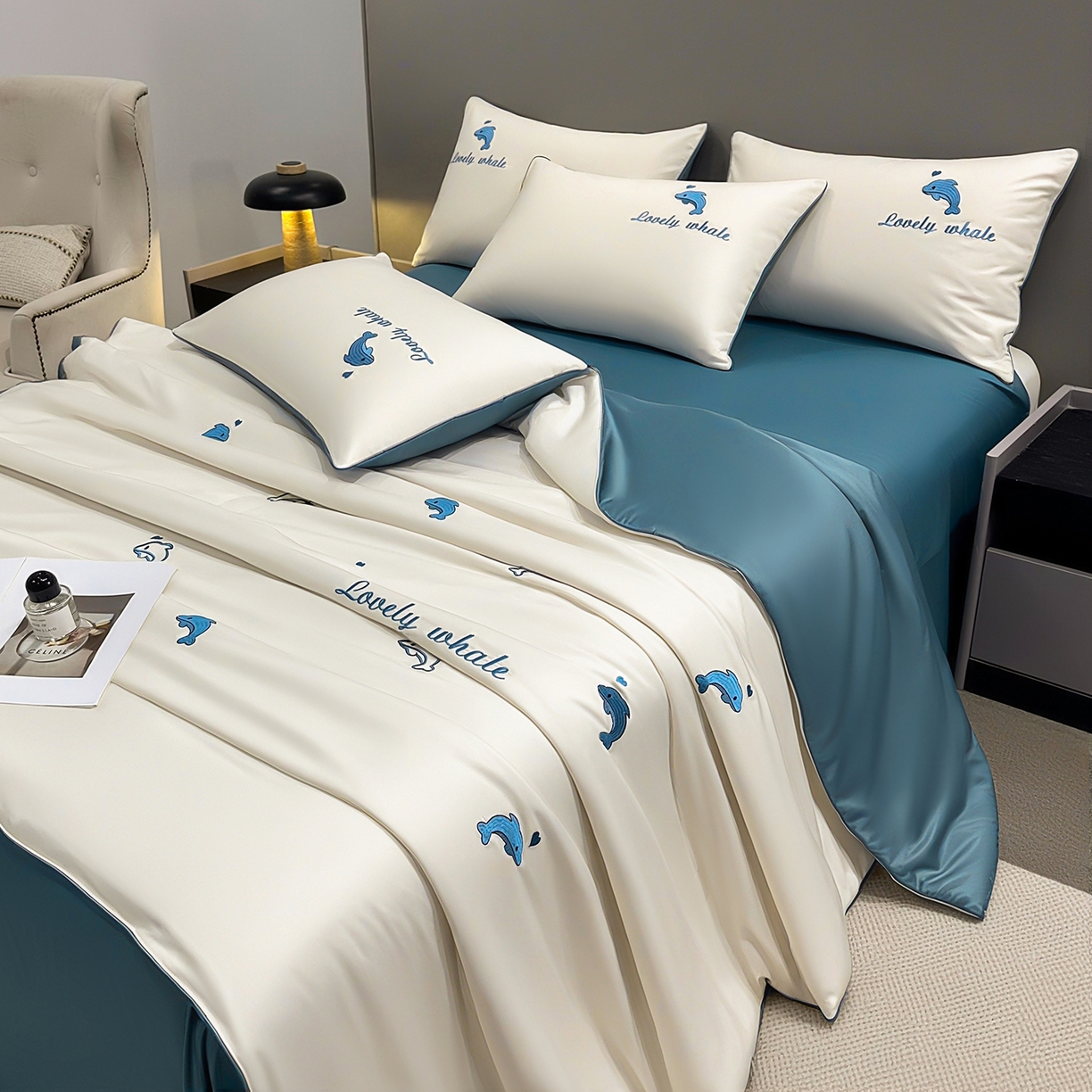 91家纺网 家纺一手货源 找家纺 梦舒羽 2026新款A类水洗冰丝满版夏凉被 海豚-奶白蓝