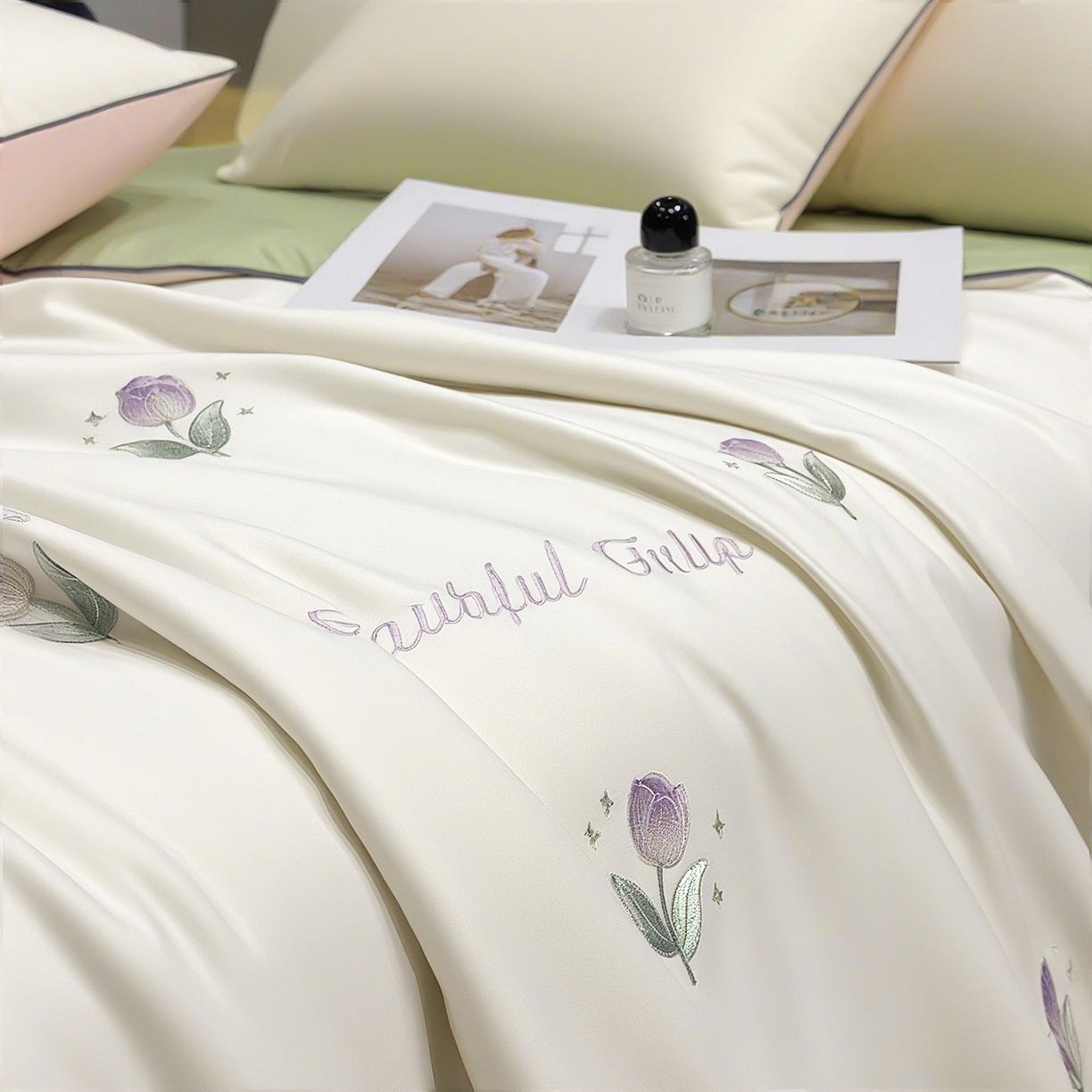 91家纺网 家纺一手货源 找家纺 梦舒羽 2026新款A类水洗冰丝满版夏凉被 郁金香-奶白绿