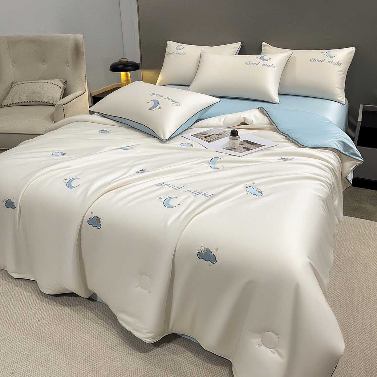 91家纺网 家纺一手货源 找家纺 梦舒羽 2026新款A类水洗冰丝满版夏凉被 云朵-奶白蓝