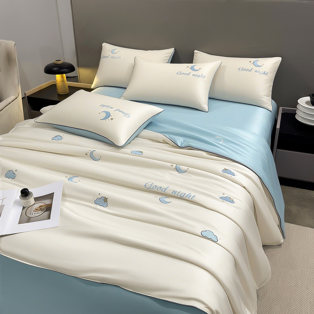 91家纺网 家纺一手货源 找家纺 梦舒羽 2026新款A类水洗冰丝满版夏凉被 云朵-奶白蓝