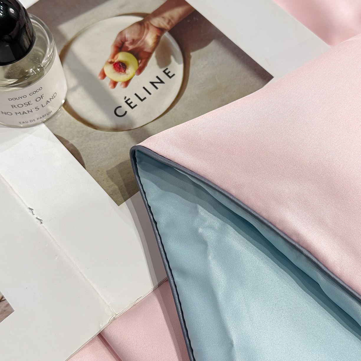 91家纺网 家纺一手货源 找家纺 梦舒羽 2026新款A类水洗冰丝满版夏凉被 云朵-粉玉蓝