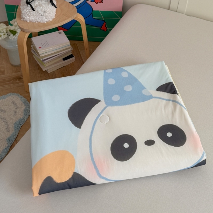 91家纺网 家纺一手货源 找家纺 暖生活 2026新款A类卡通大版冰皮凉感夏被空调被夏凉被 熊猫电话