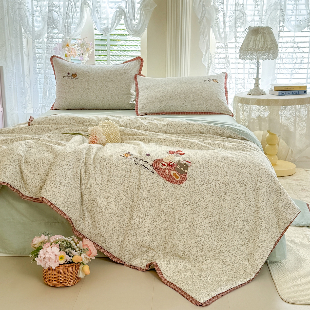 91家纺网 家纺一手货源 找家纺 艾唯希家纺 2026新款多功能全棉活套夏被四件套刺绣工艺纯棉四季通用-知意系列 知意-绿