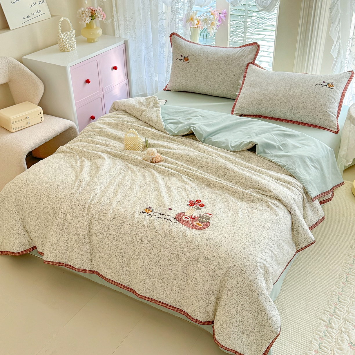 91家纺网 家纺一手货源 找家纺 艾唯希家纺 2026新款多功能全棉活套夏被四件套刺绣工艺纯棉四季通用-知意系列 知意-绿
