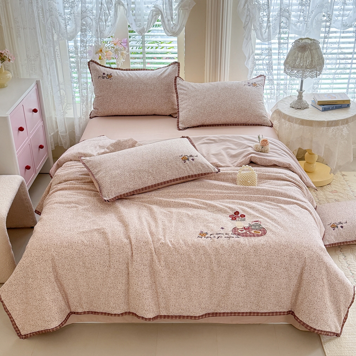 艾唯希家纺 2026新款多功能全棉活套夏被四件套刺绣工艺纯棉四季通用-知意系列 知意-粉