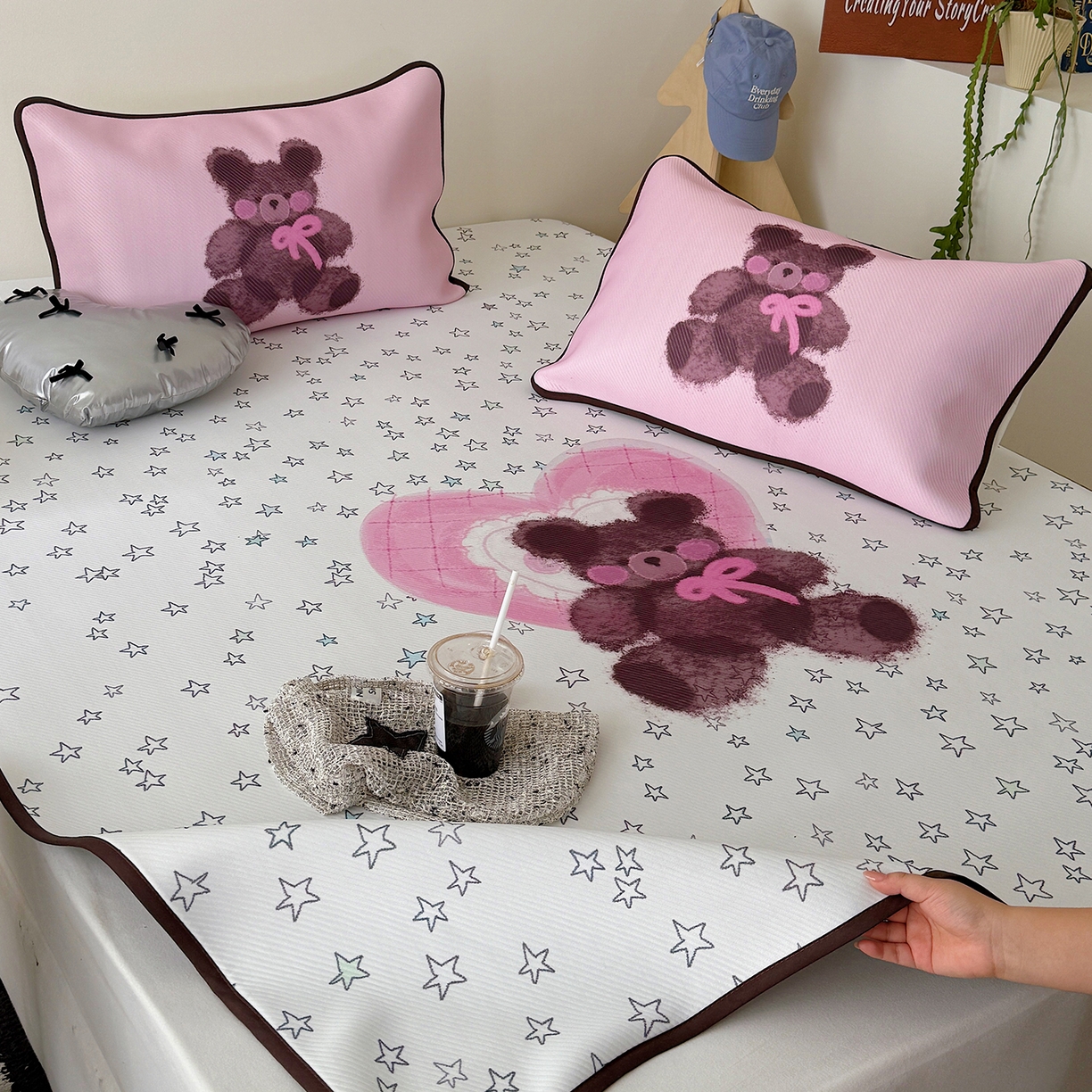 91家纺网 家纺一手货源 找家纺 山茶家居-原创设计（原山茶家纺） 2026新款韩国设计师合作款斜纹冰丝席凉席 韩国设计系列-星星熊